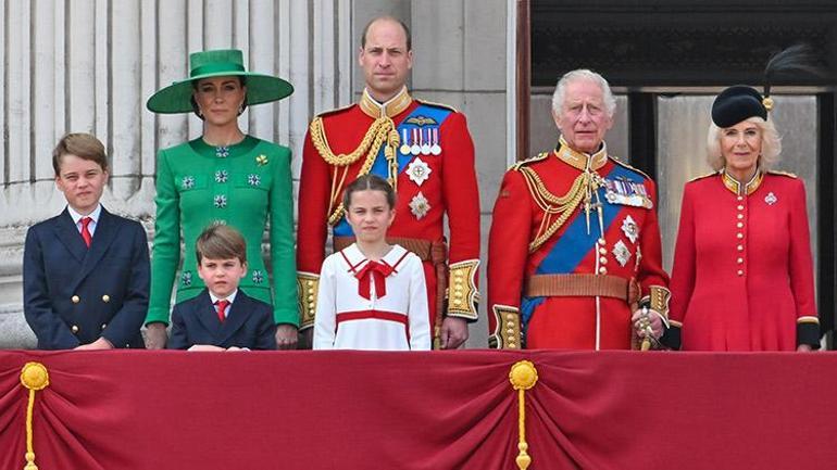 Prens George ve Kraliyet Ailesi: Geleceğin Taht Varisi