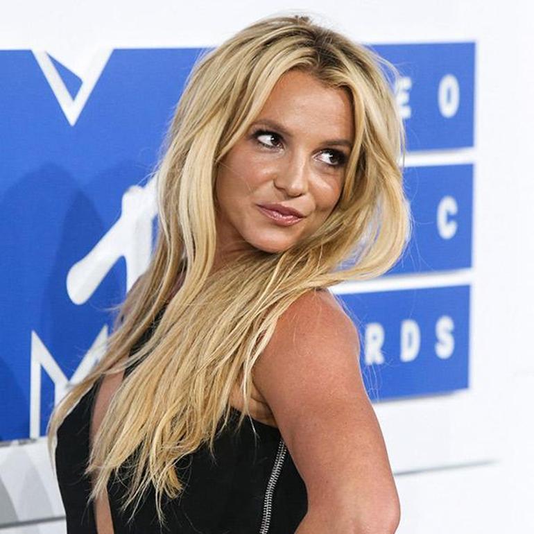Britney Spears'ın Açıklaması: Sadece Ayak Burkulması