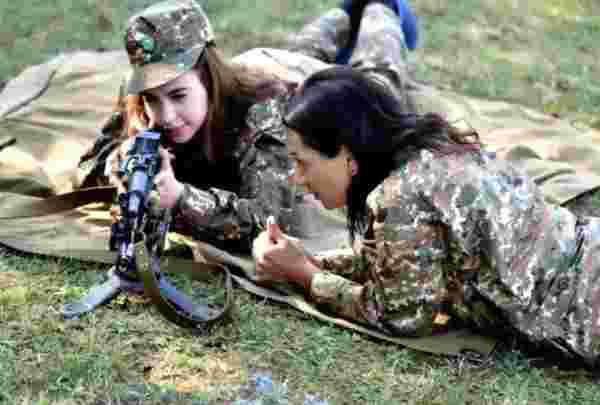 Ermenistan Başbakanı Paşinyan'ın eşi Anna Hakobyan: Kadın birlikleri oluşturup eğitimlere başlıyoruz