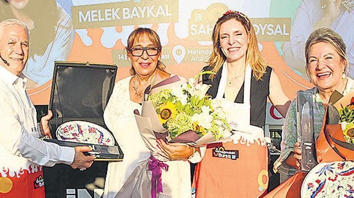 Bursa Büyükşehir Belediye Başkanı Mustafa Bozbey, Bursa Dudugiller Salatası Yaparak Eğlendirdi