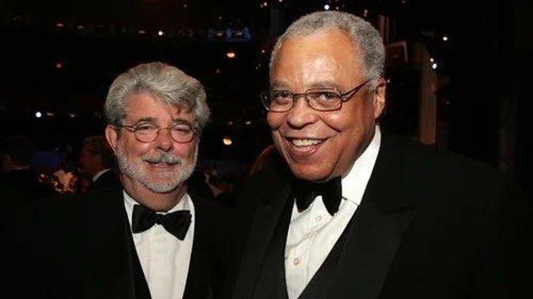 Star Wars'un Darth Vader'ı James Earl Jones Hayatını Kaybetti