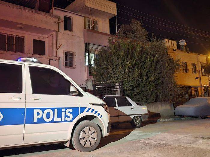 Adana'da Aile Cinayeti: Şizofreni Hastası Genç, Ailesini Vurdu