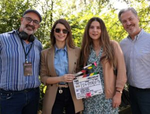 Beren Saat Yeniden Ekranda! Gizli Dolap Filmi Geliyor