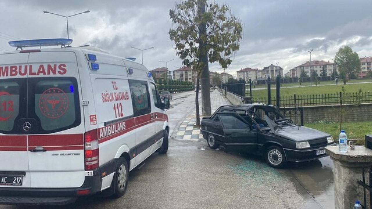 Bolu’da Trafik Kazasında Baba ve Kızı Yaralandı