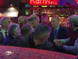 Cumhurbaşkanı Erdoğan Üsküdar’da Esnafı Ziyaret Etti