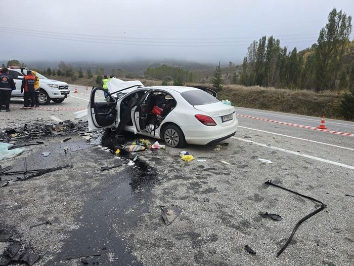 Erzincan'da Feci Kaza: 5 Kişi Hayatını Kaybetti