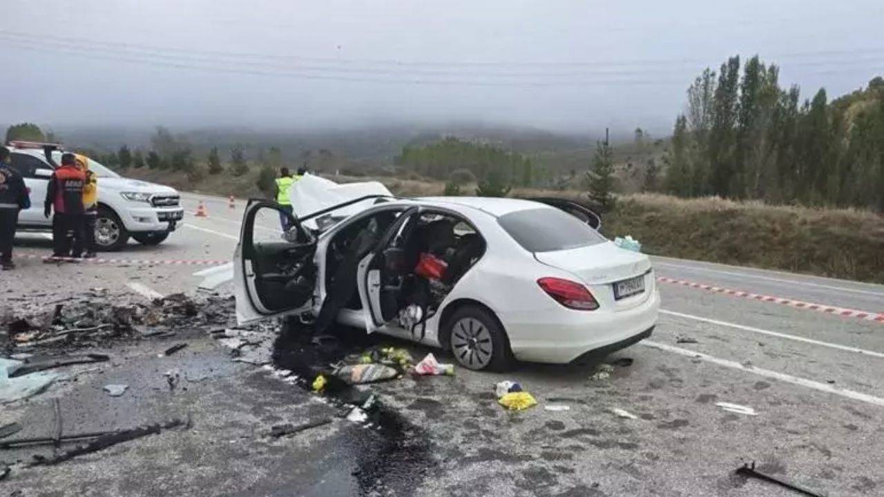 Erzincan’da İki Ayrı Trafik Kazasında 8 Kişi Hayatını Kaybetti