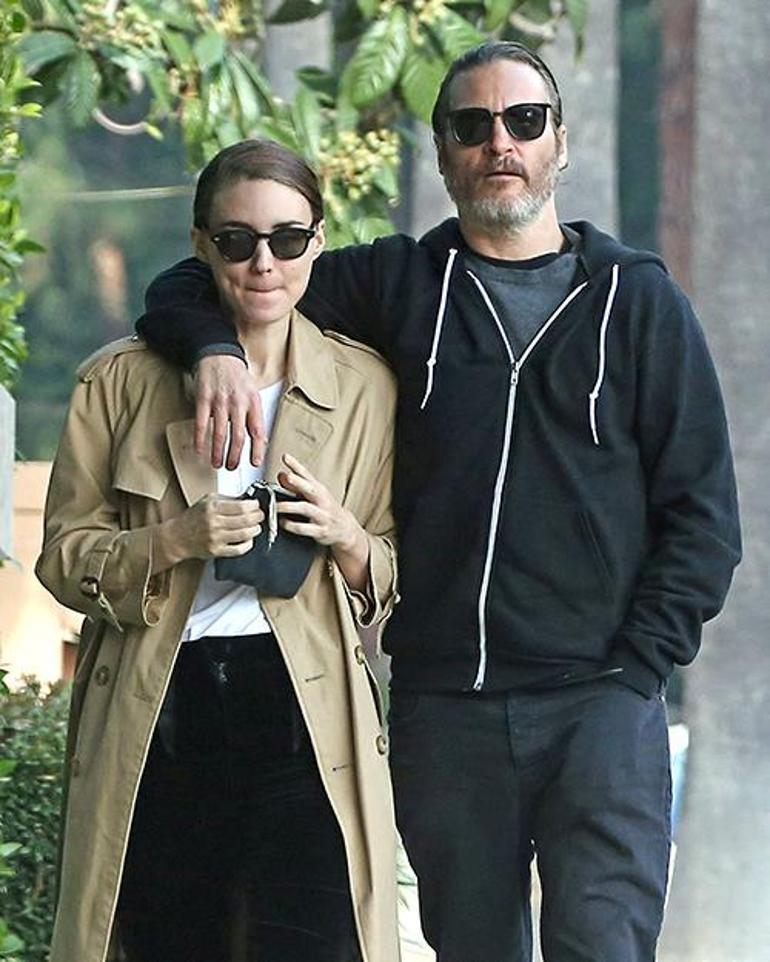 Joaquin Phoenix ve Rooney Mara'nın Gizli Evliliği ve Aşk Hikayesi