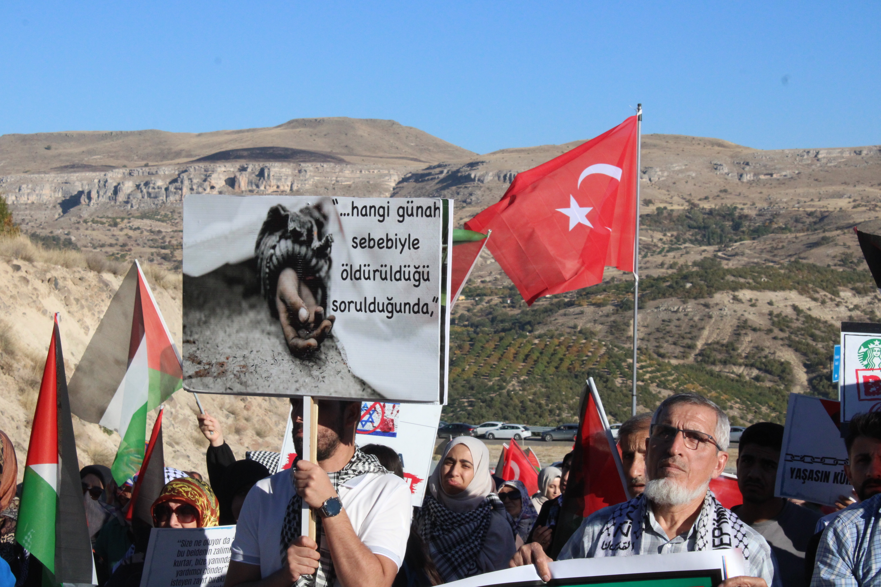 Kudüs Kardeşlik Platformu'ndan Anlamlı Protesto Programı