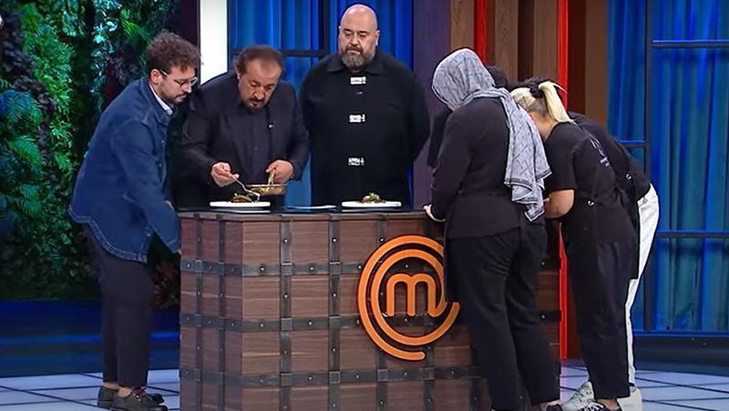 MasterChef Türkiye'de Eleme Gecesi: Zübeyde Veda Etti