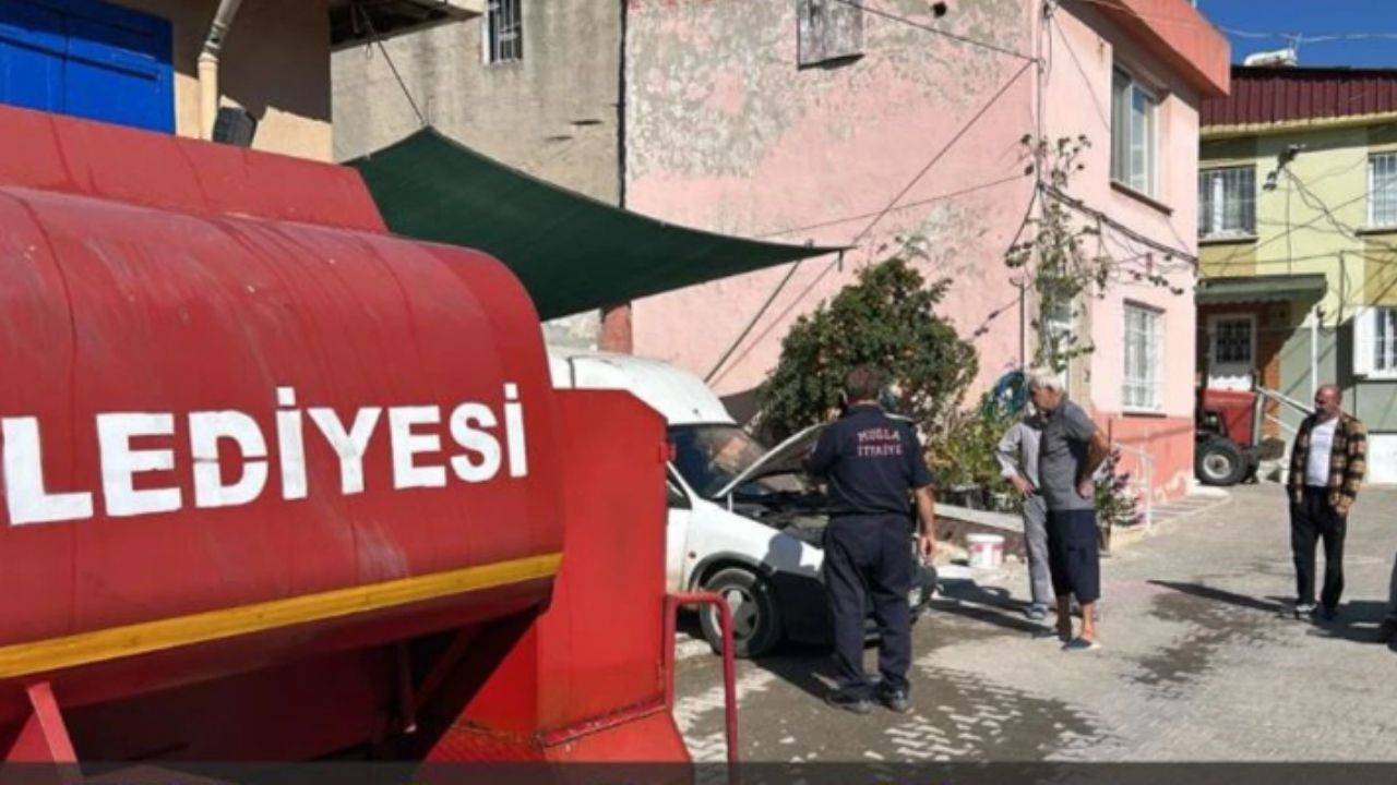 Milas’ta Kamyonet Yangını: Vatandaşların Erken Müdahalesi Felaketi Önledi