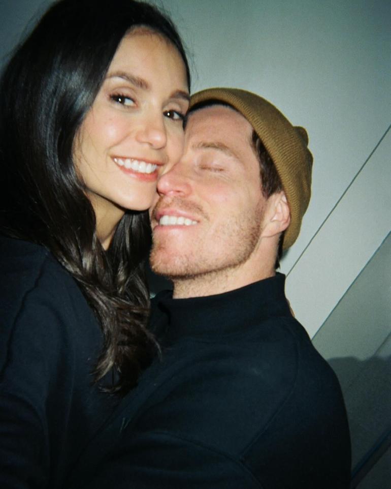 Nina Dobrev ve Shaun White Nişanlandı