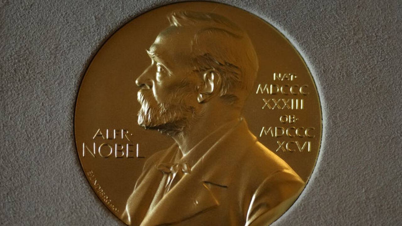 Nobel Edebiyat Ödülü ve Tolstoy’un Eserleri Üzerine