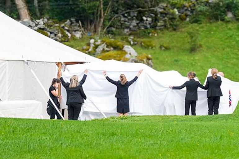 Norveç Prensesi Martha Louise'in Aşkı Uğruna Tacını Bırakıp Düğün Yapması