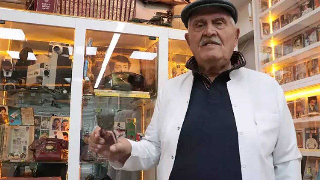 Osman Yurdakul’un Nostaljik Berber Dükkanı