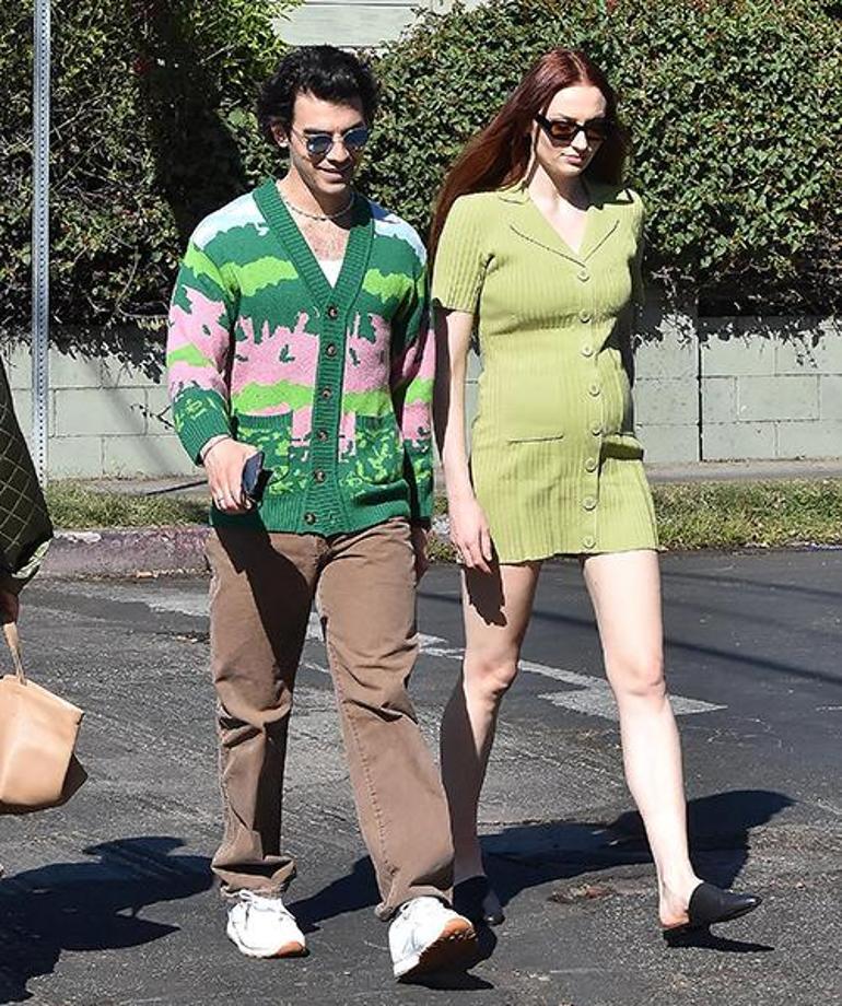 Sophie Turner ve Joe Jonas'ın Aşk Masalı: Boşanma ve Yeni İlişkiler