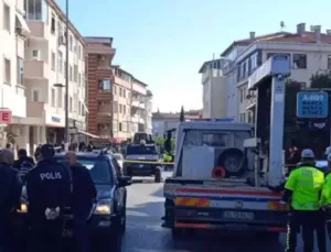 Üsküdar’da Polis Ekiplerine Çekiçle Saldırı