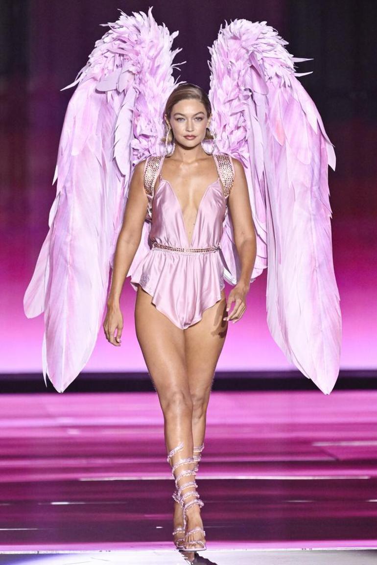 Victoria's Secret Defilesi: Efsanevi Modellerin Geri Dönüşü