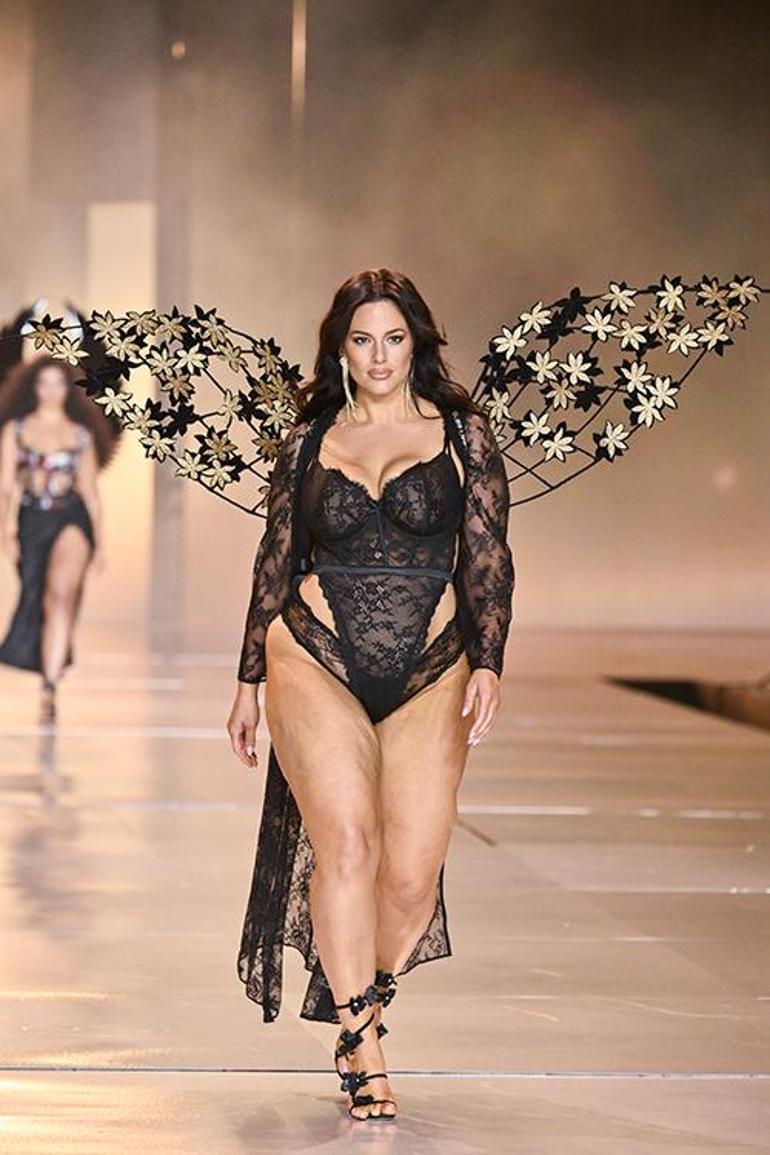 Victoria's Secret Defilesinin Geri Dönüşü