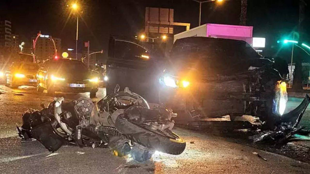 Adana’da Trafik Kazası: Motosiklet Sürücüsü Hayatını Kaybetti