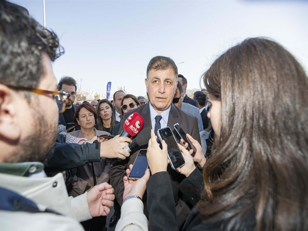 İzmir Büyükşehir Belediye Başkanı'nın Açıklamaları