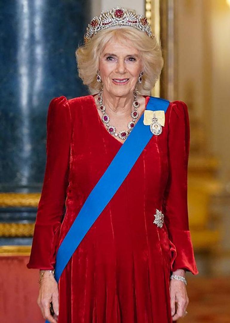 Camilla Parker Bowles: Kraliçe Olmanın Değişimi ve Taç Seçimleri