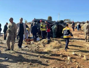 Çatalan Mahallesi’nde Trafik Kazası: Üç Kişi Hayatını Kaybetti