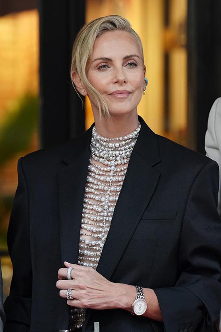 Charlize Theron'un Aşk Hayatı ve Geçmişi