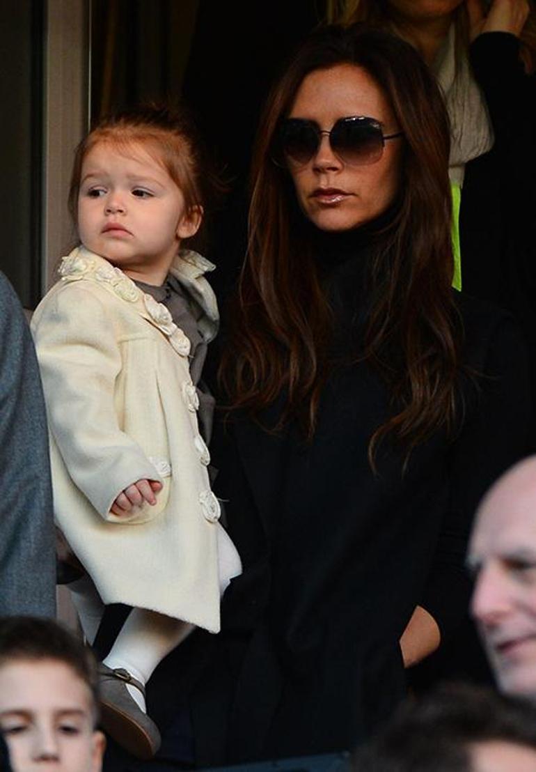 David ve Victoria Beckham'ın Aşkı ve Kızları Harper'ın Büyümesi