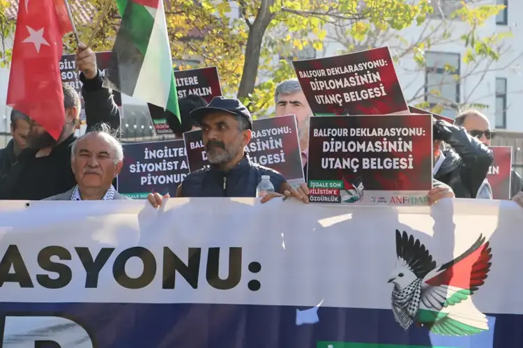 Ankara’da Filistin Dayanışma Platformu'ndan Balfour Deklarasyonu Protestosu