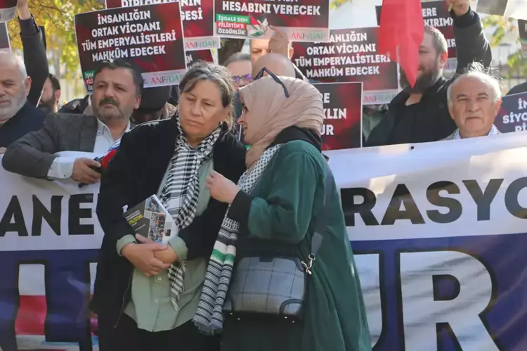 Filistin Dayanışma Platformu'ndan Balfour Deklarasyonu Protestosu