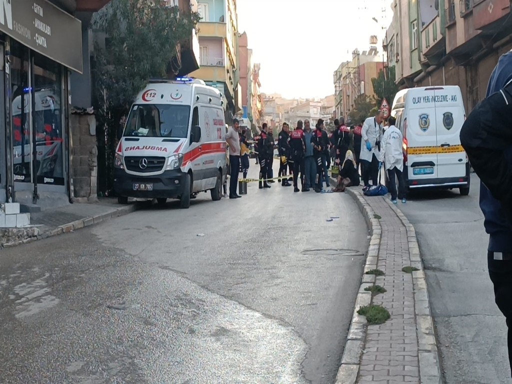 Fırat Mahallesi'nde Silahlı Kavga: İki Kişi Hayatını Kaybetti