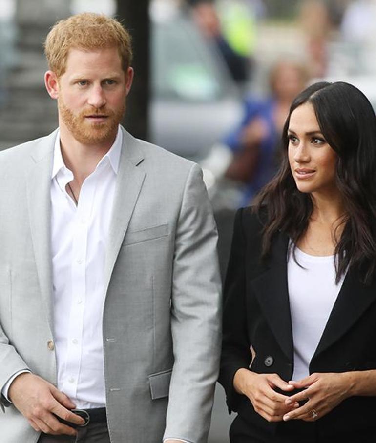 Harry ve Meghan'ın Kraliyet Ailesiyle İlişkileri