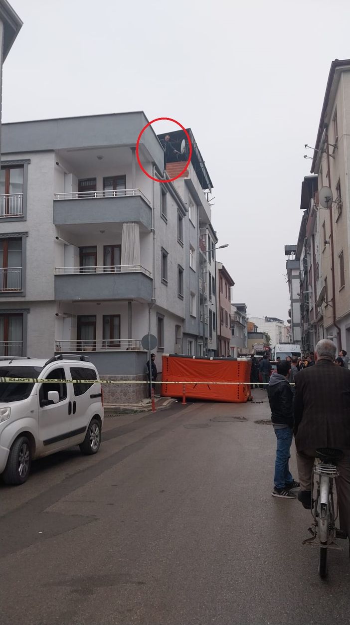 İnegöl'de Boşanma Aşamasındaki Kadın Kemerle Öldürüldü