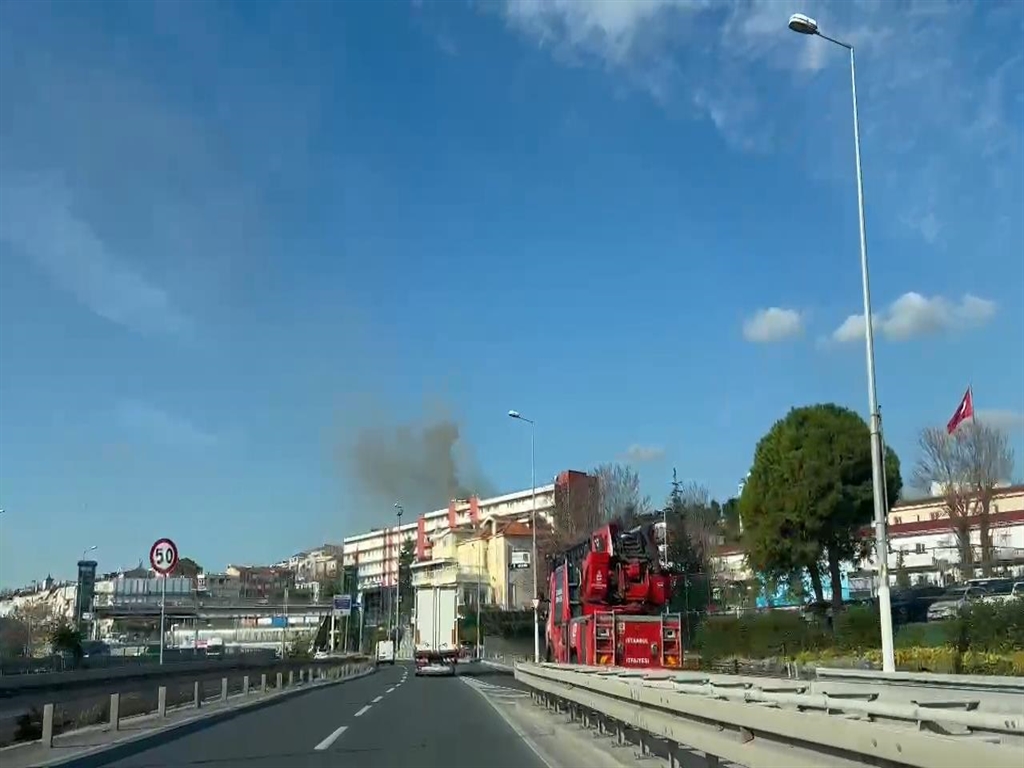 İstanbul Eğitim ve Araştırma Hastanesi'nde Yangın Çıktı