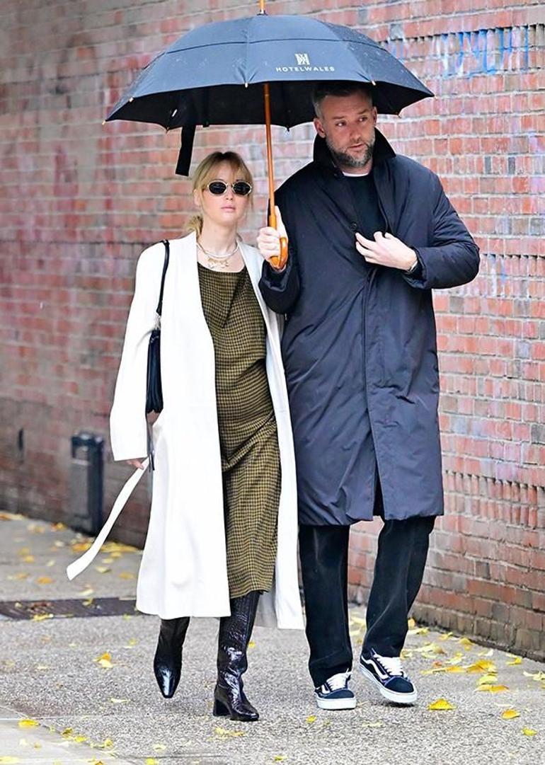 Jennifer Lawrence ve Cooke Maroney'nin Mutlu Evliliği ve Hamilelik Haberi