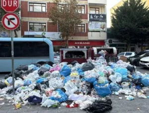 Kartal Belediyesi İşçileri Eylemde: Çöp Sorunu Halkı Rahatsız Ediyor