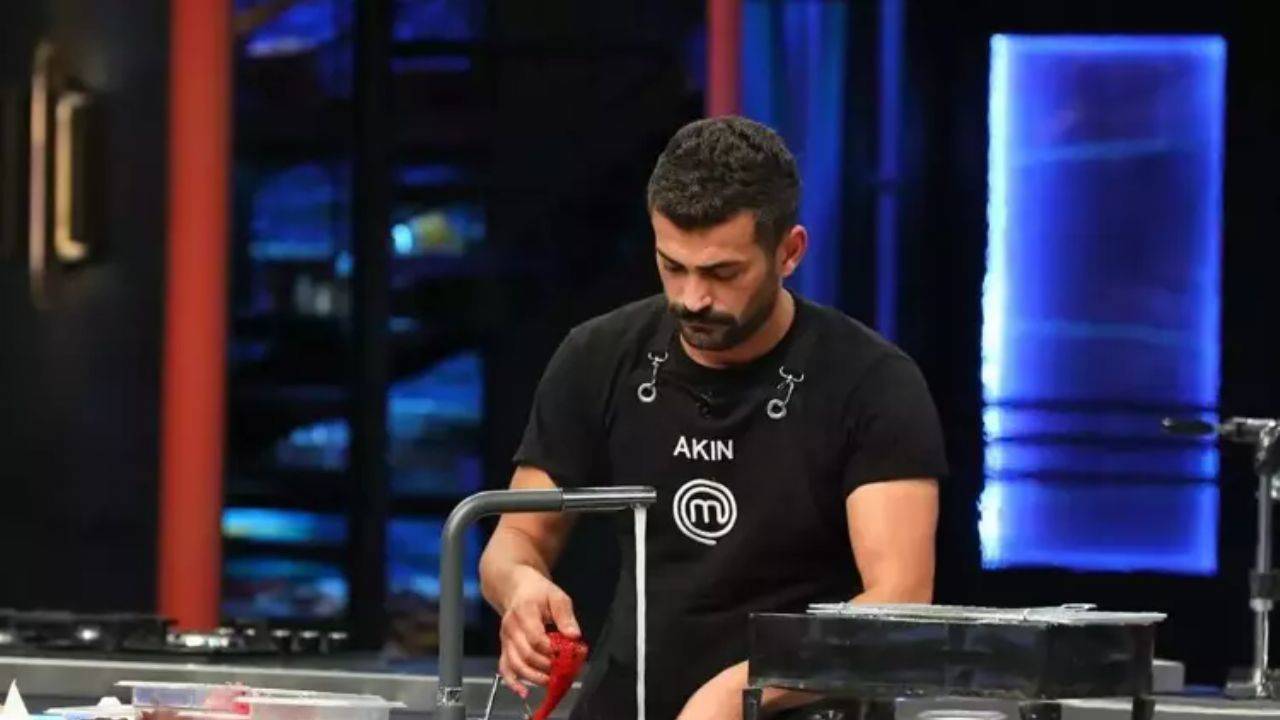 MasterChef Türkiye’de Akın’ın Duygusal Veda Anı