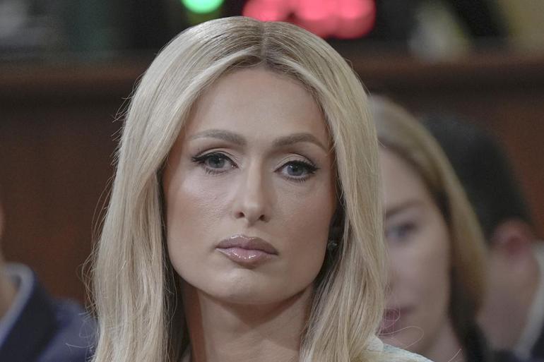 Paris Hilton: Yıllara Direnen Güzellik ve Anneliği