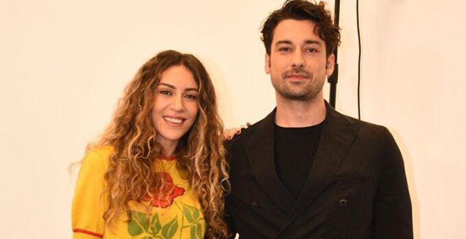 Sinem Kobal ve Alp Navruz’un Yeni Filmi ‘Her Şeyin Başı Merkür’