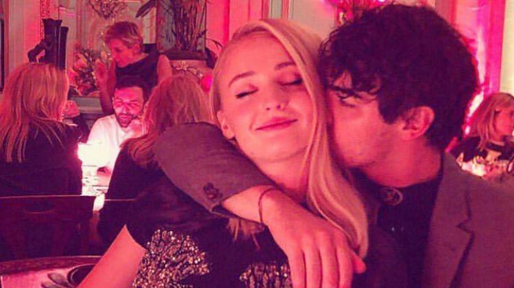 Sophie Turner ve Joe Jonas’ın Boşanma Hikayesi: Yeni Başlangıçlar