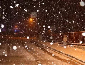 Türkiye’de Yoğun Kar Yağışı Nedeniyle Eğitime Ara Verildi