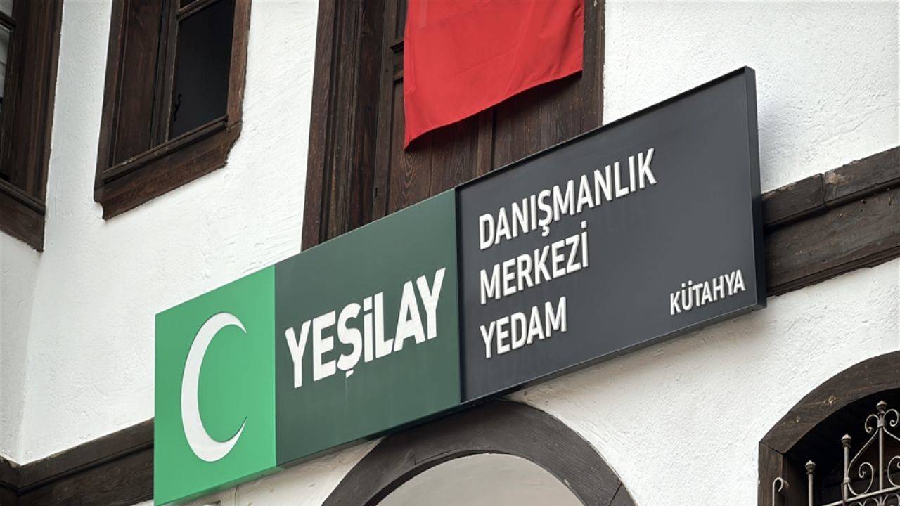 Yeşilay Genel Başkanı Mehmet Dinç’ten Kütahya’ya Ziyaret ve Kumar Bağımlılığına Mücadele