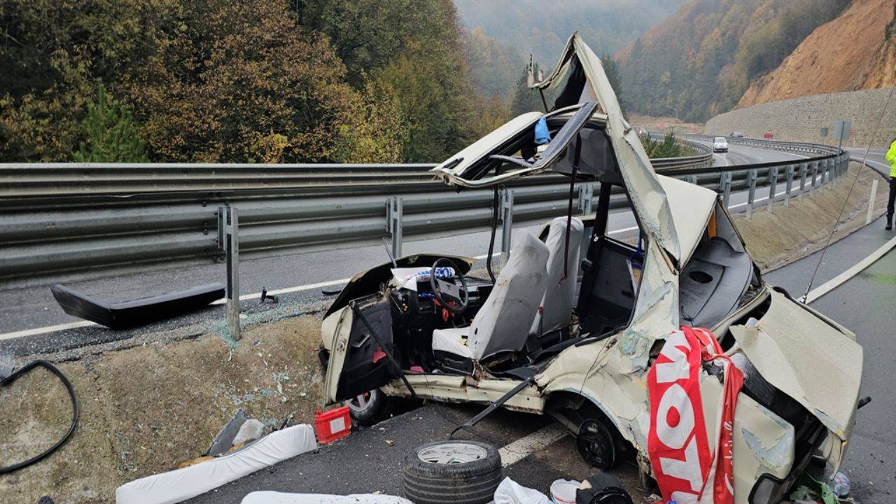 Zonguldak’ta Otomobil Takla Attı: Yaralı Sürücü Hastaneye Kaldırıldı