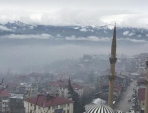 Adana Aladağ’da Yoğun Kar Yağışı ve Çocukların Eğlencesi