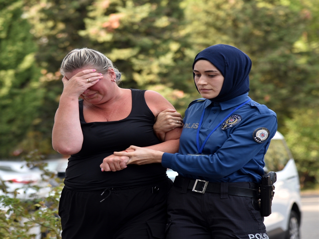 Antalya Havalimanı'nda Şok Olay: Yeni Doğmuş Bebek Bulundu