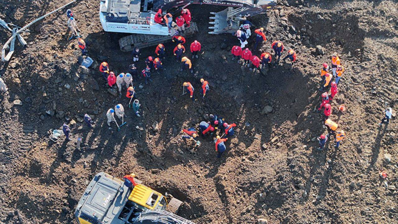 Artvin’deki Heyelan Faciası: Dört Kişinin Cansız Bedeni Bulundu