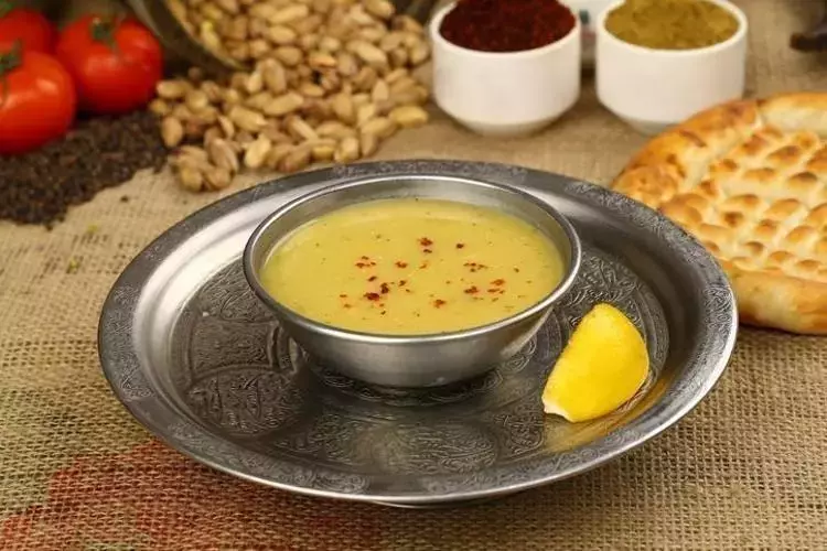 4. Süzme Mercimek Çorbası Tarifi