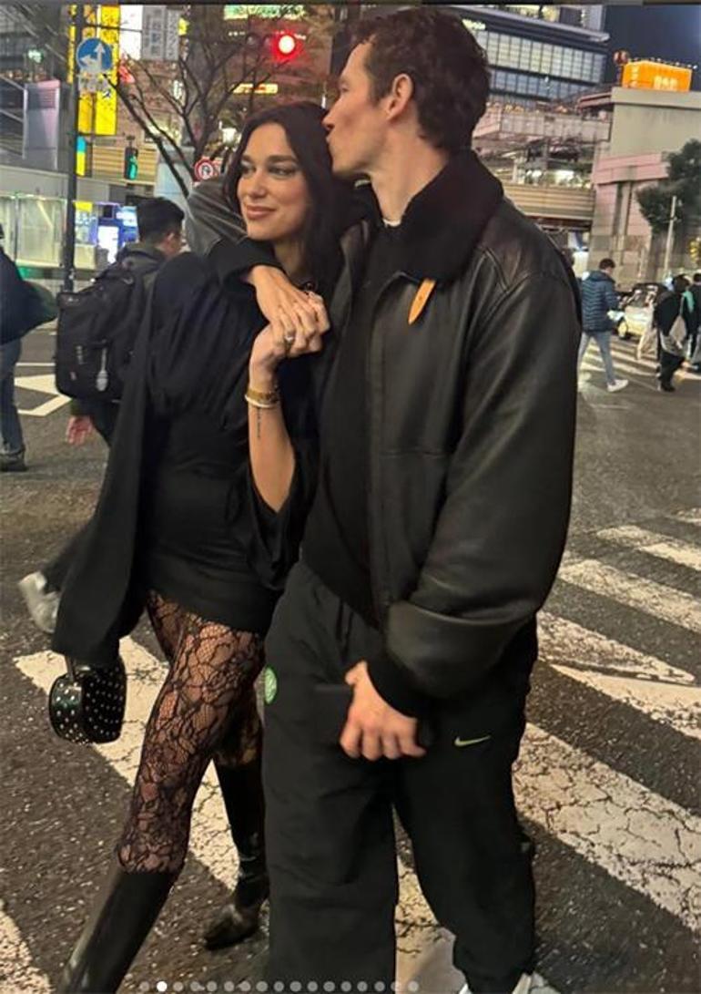 Dua Lipa ve Callum Turner'ın Gizli Aşkı