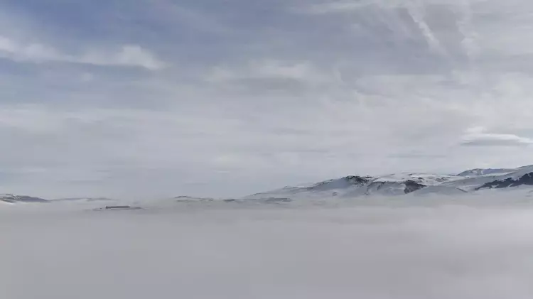 Erzurum'da Yoğun Sis, Tarihi Yapılar Görünmez Hale Geldi